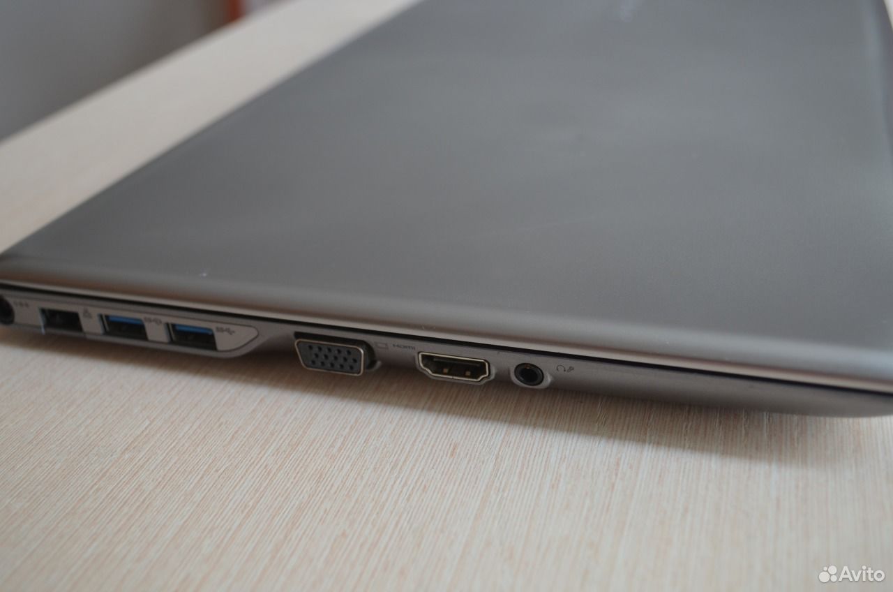 Ультрабук Samsung NP530U4B