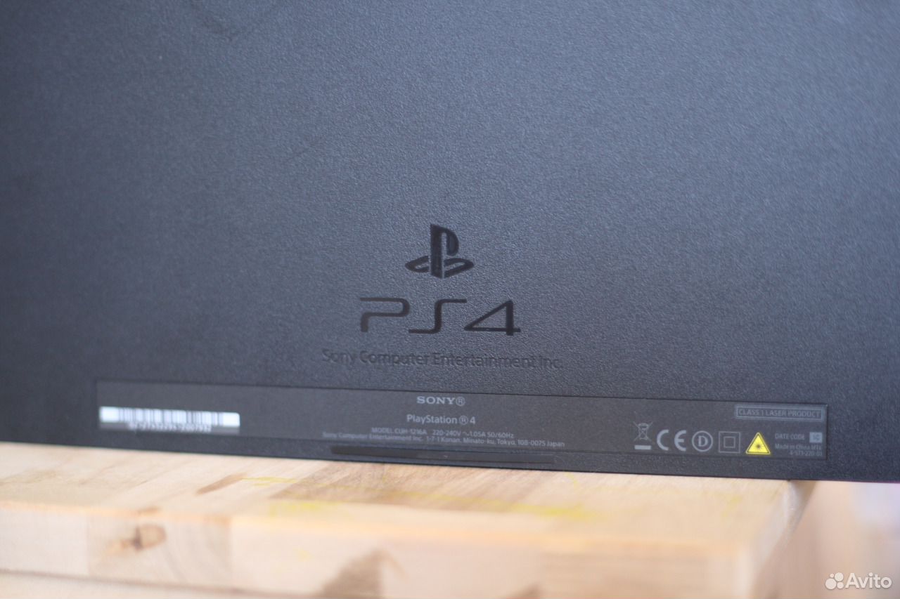 Date code. Серийный номер ps4 Slim. Серийный номер консоли PLAYSTATION 4 fat. Серийный номер приставки ps4. Ps4 CUH 2208b серийный номер.