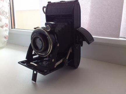 Немецкий фотоаппарат Voigtlander 