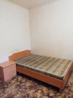 Продам спальный гарнитур