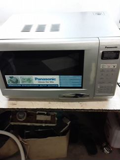 Продам микроволновую печь Panasonic+ доставка