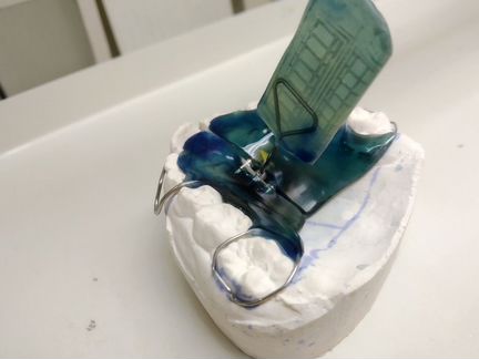 Зубной техник-ортодонт (сотрудничество)