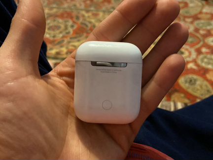 Кейс AirPods 1
