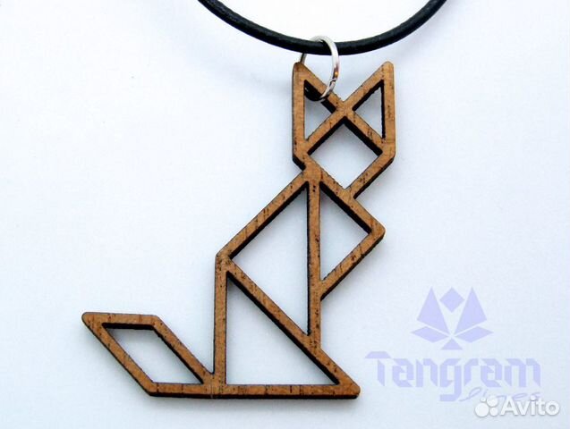 Кулон-подвеска из ценной породы Красного Дерева