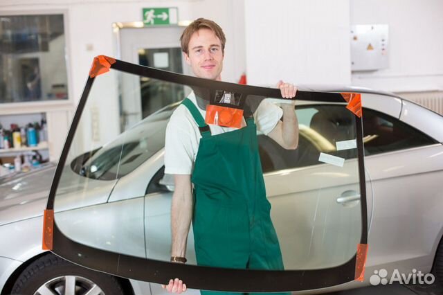 Лобовое стекло на митсуб Лансер 9 10