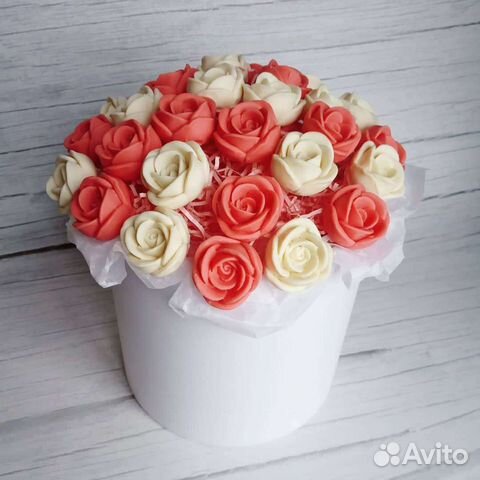 Подарок день рождения, праздник шоколадные розы