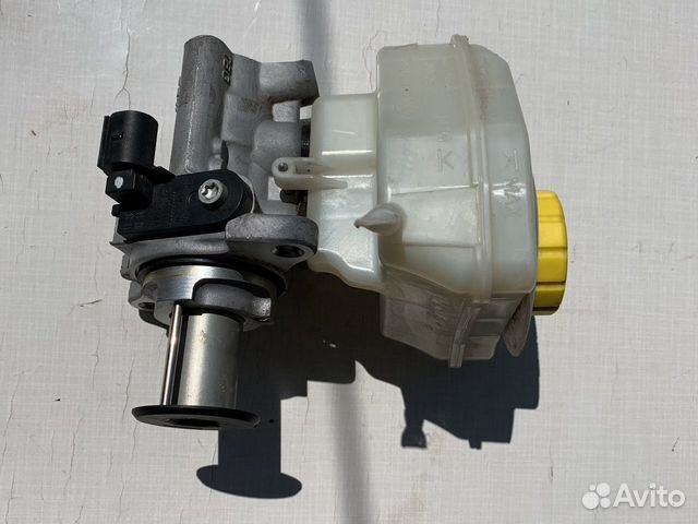 Главный тормозной цилиндр Фольксваген Туарег NF