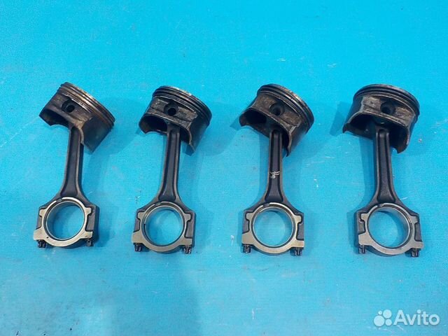 Поршень с шатуном (комплект) Ford Focus 3 2011-2019