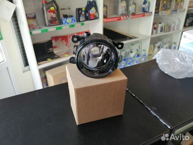 Фара противотуманная левая, правая