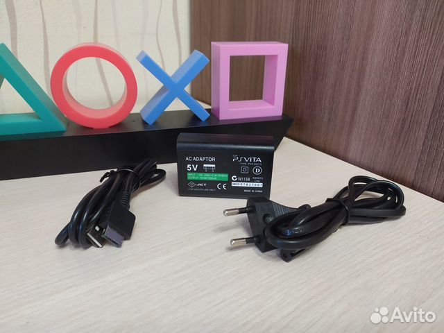 Зарядное устройство PSVita