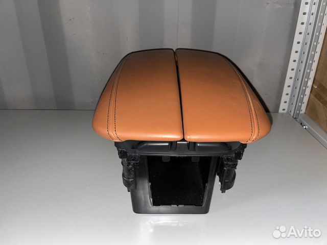 Подлокотник на BMW X5 M F85 / X6 M F86