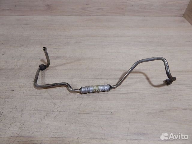 Трубка подачи масла в турбину Opel Zafira A Y20DTH
