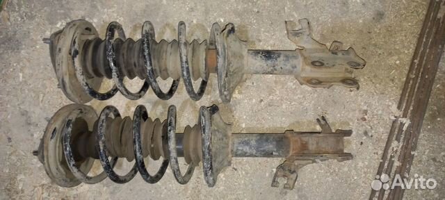 Амортизатор стойка передняя Nissan Pulsar