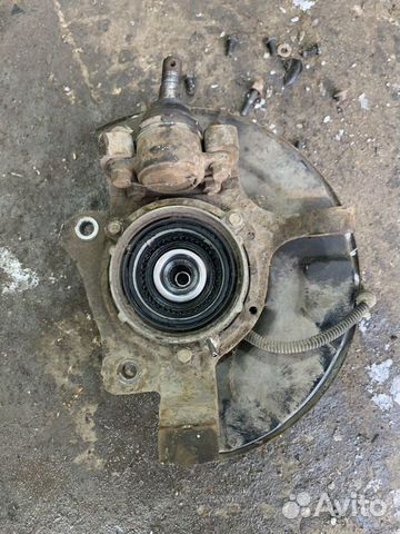 Кулак поворотный левый Ssang Yong Kyron