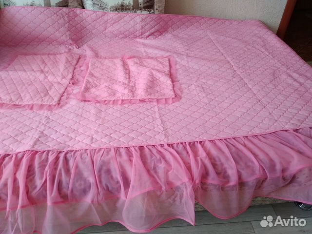 Покрывало на кровать новое