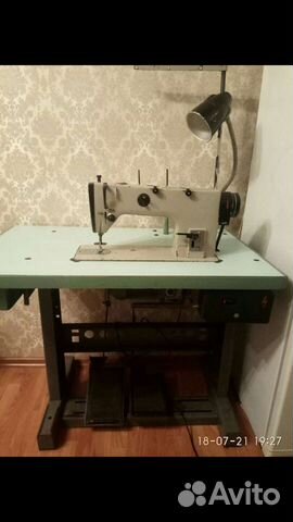 Швейная машина