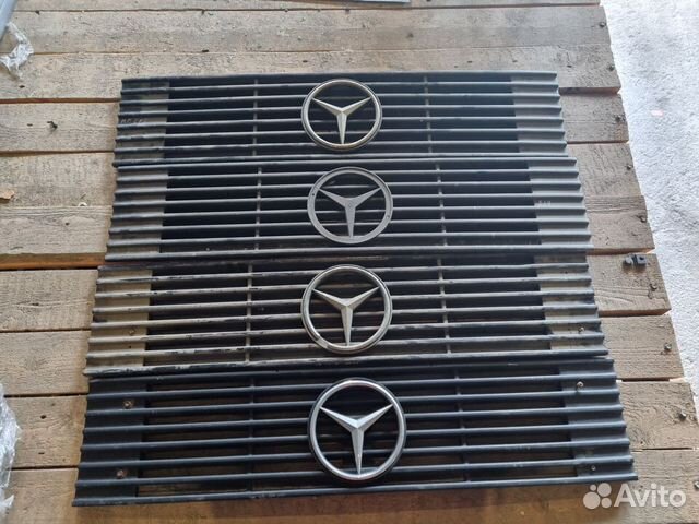 Решетка радиатора мерседес 609