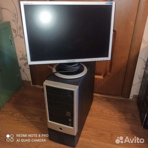 Системный блок и монитор