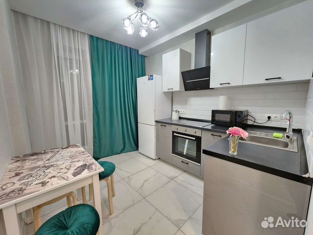 

1-к. квартира, 35 м², 9/15 эт.