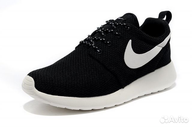 nike roshe run black white womens