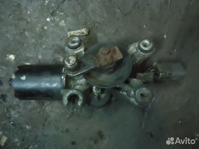 Мотор стеклоочистителей Ниссан Максима 32-ой кузов Мотор стеклоочистителей Ниссан Максима 32-ой кузов