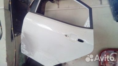 Дверь Kia Rio задняя левая(немного помятая)