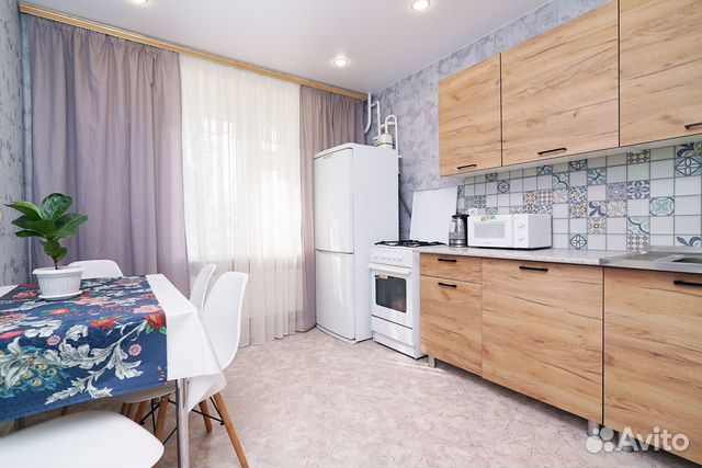 

2-к. квартира, 60 м², 1/10 эт.