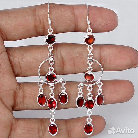 Серьги с гранатами в серебре 925 Серьги с гранатами в серебре 925