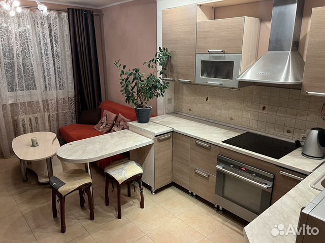 

2-к. квартира, 67,8 м², 3/5 эт.