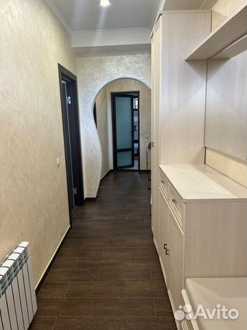 

1-к. квартира, 80 м², 1/4 эт.