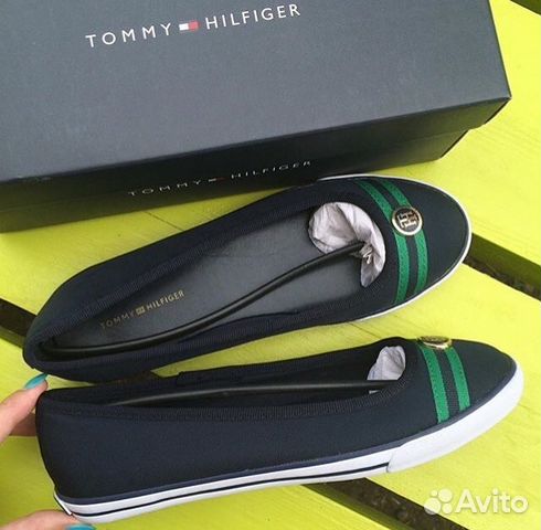 Продаю новые балетки Tommy Hilfiger 37 размер Продаю новые балетки Tommy Hilfiger 37 размер