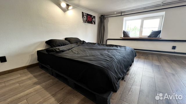 

2-к. квартира, 70 м², 2/9 эт.
