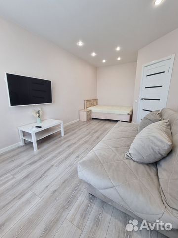 

1-к. квартира, 37 м², 9/10 эт.
