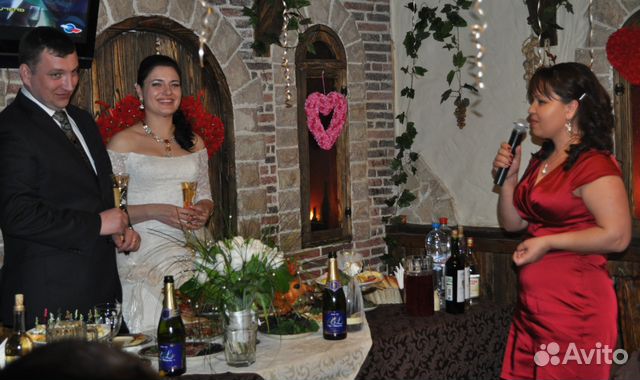 Ведущая (тамада) на свадьбу+ диджей Ведущая (тамада) на свадьбу+ диджей