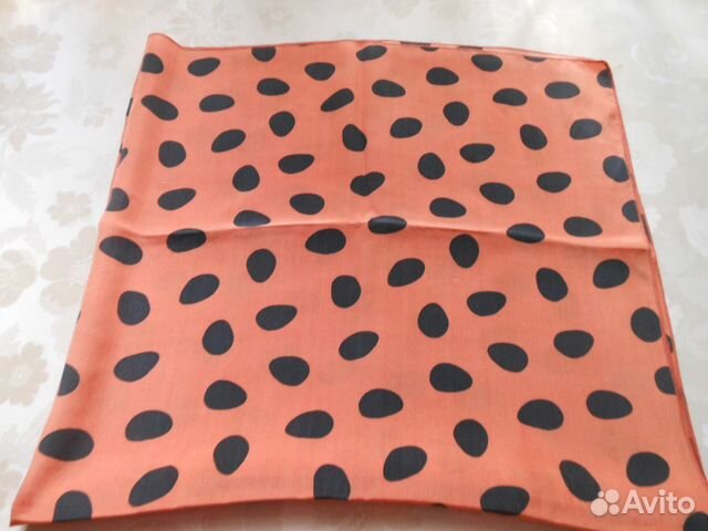 Женский платок, 100 шелк-крепдешин.90х90 Женский платок, 100 шелк-крепдешин.90х90