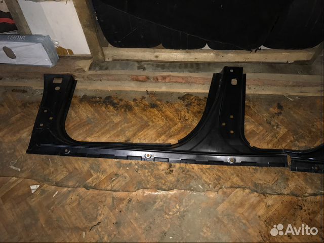 Накладка порога W166, X166 новая, закат крыла Накладка порога W166, X166 новая, закат крыла