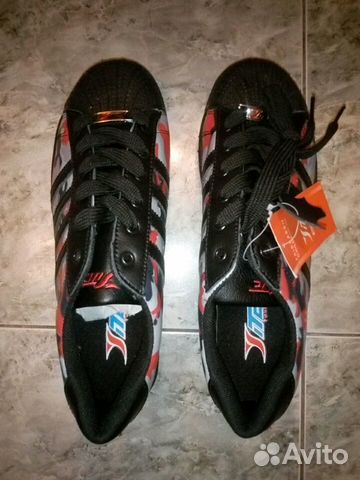 Кроссовки кеды новые кожа