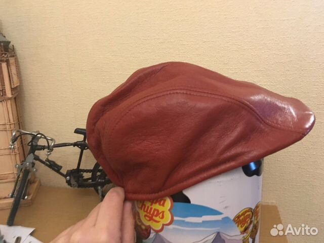 Стильная кепи осенняя