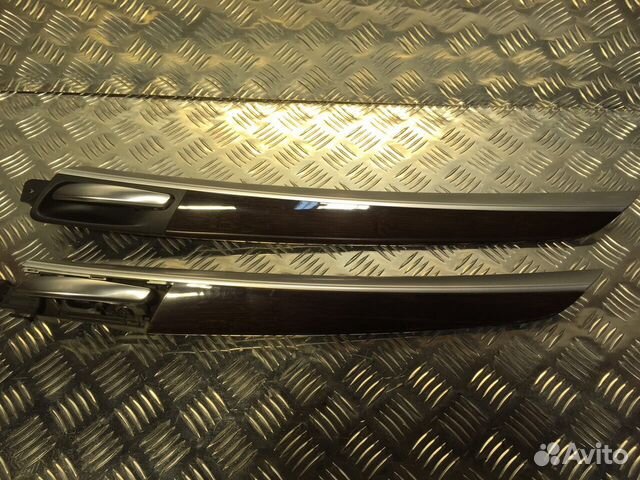 BMW X5 E70 накладка на Дверь левая BMW X5 E70 накладка на Дверь левая