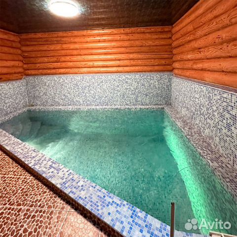 

3-к. коттедж, 180 м²