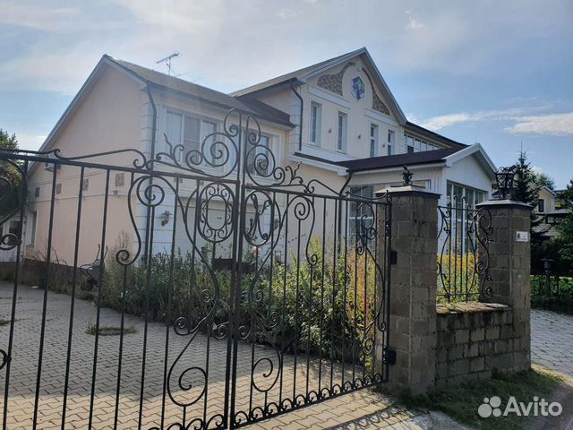 

5-к. дом, 550 м²