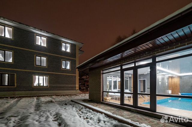 

10-к. и более коттедж, 600 м²