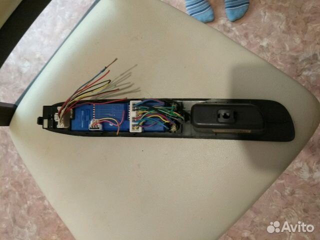 Блок управления стекло подъёмника субару импреза Блок управления стекло подъёмника субару импреза