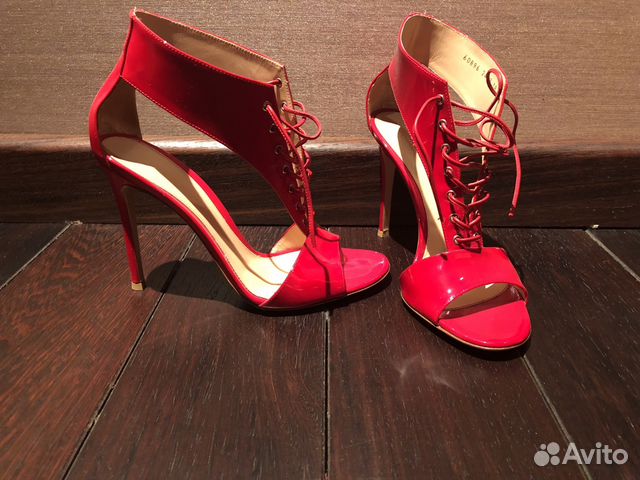 Босоножки Gianvito Rossi новые Босоножки Gianvito Rossi новые