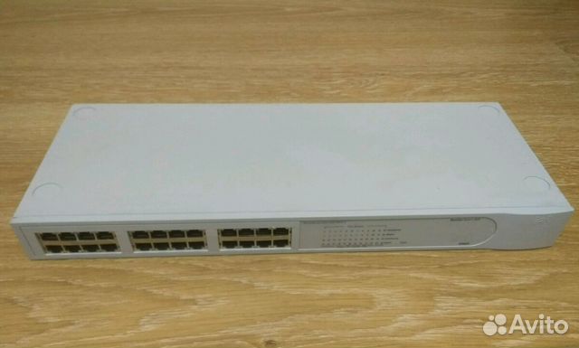 Неуправляемый коммутатор 3Com Baseline Switch 2024 Неуправляемый коммутатор 3Com Baseline Switch 2024