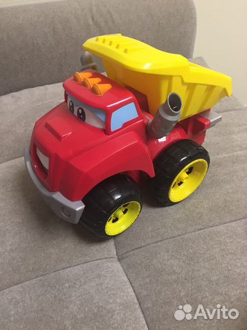 Грузовик Чак Hasbro