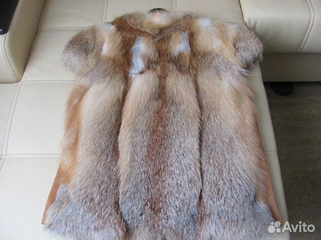 Продам жилетку, мех лиса