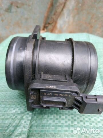 Расходомер воздуха VAG 04l906461b
