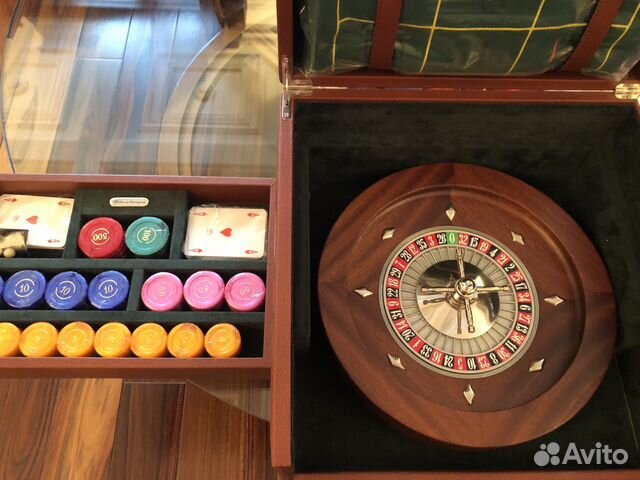 Рулетка американская, новая, Италия Рулетка американская, новая, Италия