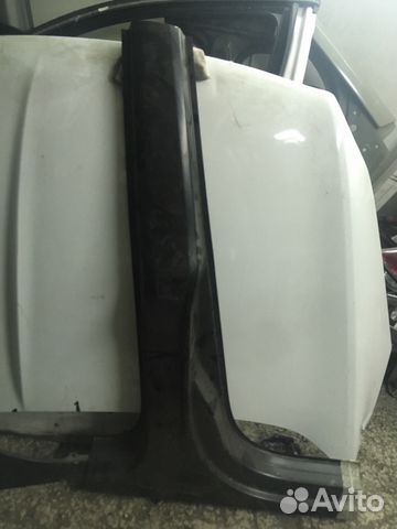 Стойка центральная правая Volkswagen Tiguan 2007-2 Стойка центральная правая Volkswagen Tiguan 2007-2